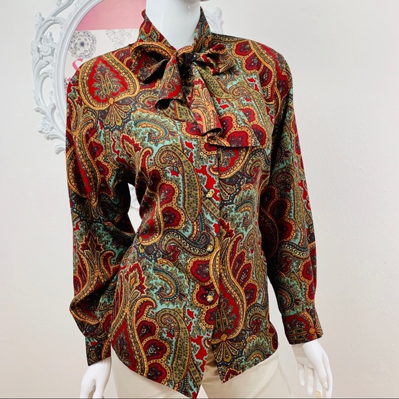 Vintage R Russ Tops - Vintage R Russ / Floral Paisley Button Up Bow